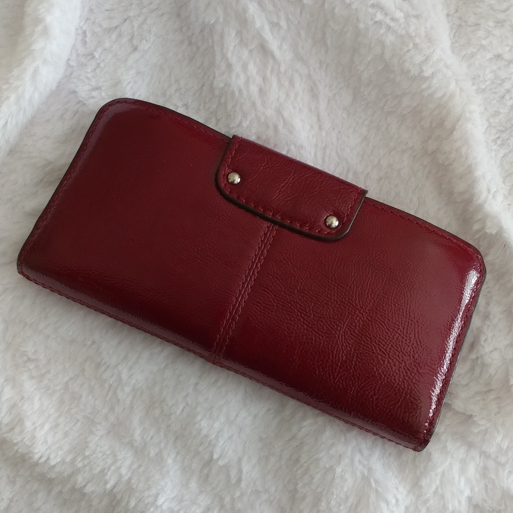 Authentic Coach Patent Leather Wallet - Picture 2 of 4